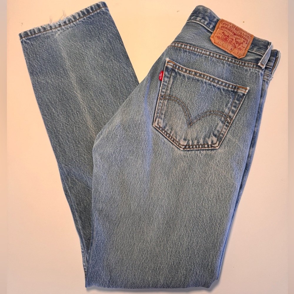 Vintage RARE Levi 501XX Jeans - Picture 3 of 7